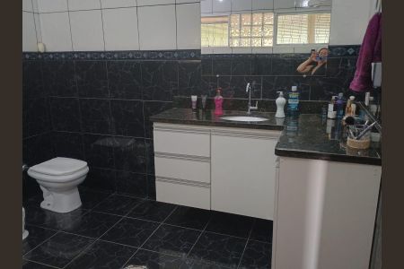 Casa à venda com 520m², 4 quartos e 4 vagas