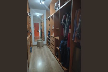 Casa à venda com 520m², 4 quartos e 4 vagas