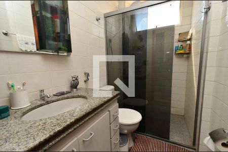 Apartamento à venda com 62m², 2 quartos e 1 vaga Apartamento à venda com 62m², 2 quartos e 1 vagaBanheiro