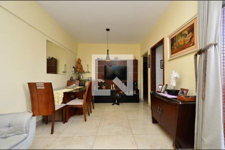 Apartamento à venda com 62m², 2 quartos e 1 vaga Apartamento à venda com 62m², 2 quartos e 1 vagaSala