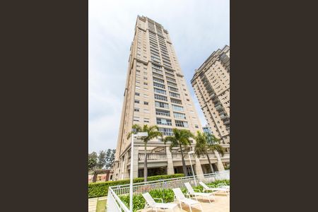 Apartamento para alugar com 90m², 2 quartos e 2 vagasFachada