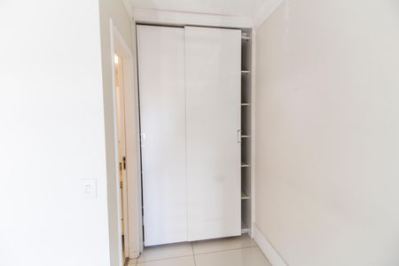 Apartamento para alugar com 90m², 2 quartos e 2 vagas Apartamento para alugar com 90m², 2 quartos e 2 vagasSuíte