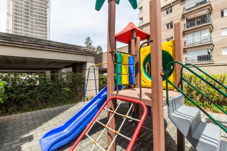 Apartamento para alugar com 90m², 2 quartos e 2 vagasÁrea comum - Playground
