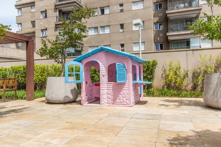 Apartamento para alugar com 90m², 2 quartos e 2 vagasÁrea comum - Playground