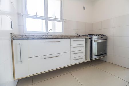 Apartamento para alugar com 90m², 2 quartos e 2 vagas Apartamento para alugar com 90m², 2 quartos e 2 vagasCozinha