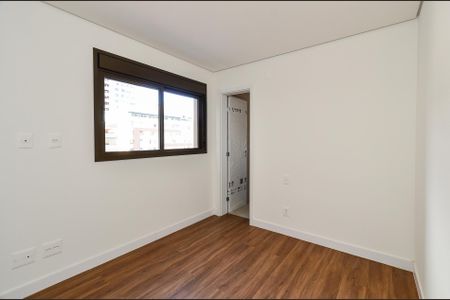 Apartamento à venda com 70m², 2 quartos e 4 vagas Apartamento à venda com 70m², 2 quartos e 4 vagasSuíte 1