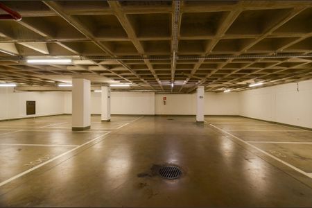 Apartamento à venda com 70m², 2 quartos e 4 vagas Apartamento à venda com 70m², 2 quartos e 4 vagasGaragem