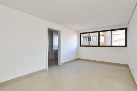 Apartamento à venda com 70m², 2 quartos e 4 vagas Apartamento à venda com 70m², 2 quartos e 4 vagasSala Ambientes