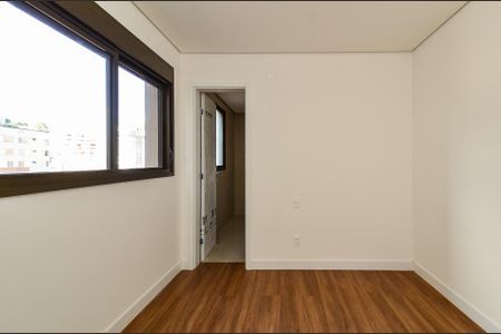 Apartamento à venda com 70m², 2 quartos e 4 vagas Apartamento à venda com 70m², 2 quartos e 4 vagasSuíte 1