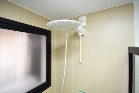 banheiro de kitnet/studio à venda com 1 quarto, 25m² em Pinheiros, São Paulo