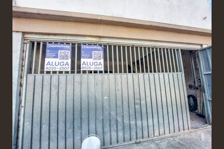 Fachada de casa para alugar com 1 quarto, 48m² em Jardim Sandra, São Paulo