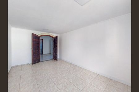 Quarto de casa para alugar com 1 quarto, 48m² em Jardim Sandra, São Paulo