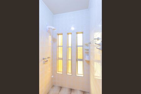 Casa à venda com 136m², 2 quartos e 2 vagasBanheiro