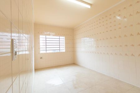 Casa à venda com 136m², 2 quartos e 2 vagasCozinha