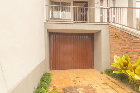 Casa à venda com 136m², 2 quartos e 2 vagasGaragem