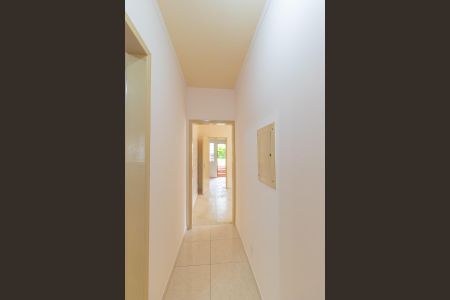 Casa à venda com 136m², 2 quartos e 2 vagasCorredor