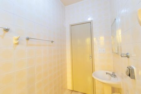 Casa à venda com 136m², 2 quartos e 2 vagasBanheiro