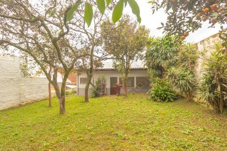 Casa à venda com 136m², 2 quartos e 2 vagasQuintal