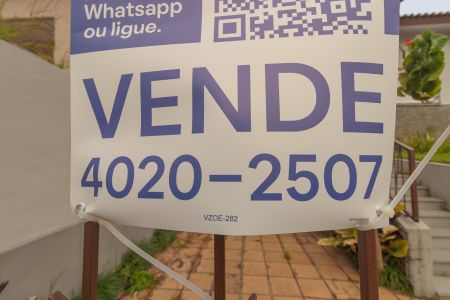 Casa à venda com 136m², 2 quartos e 2 vagasplaca