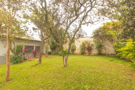 Casa à venda com 136m², 2 quartos e 2 vagasQuintal