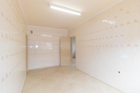 Casa à venda com 136m², 2 quartos e 2 vagasCozinha