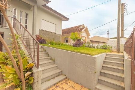 Casa à venda com 136m², 2 quartos e 2 vagasEntrada