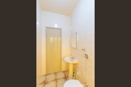 Casa à venda com 136m², 2 quartos e 2 vagasBanheiro