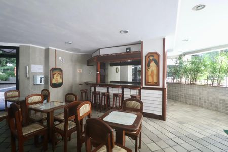 Apartamento para alugar com 103m², 3 quartos e 2 vagas Apartamento para alugar com 103m², 3 quartos e 2 vagasÁrea comum