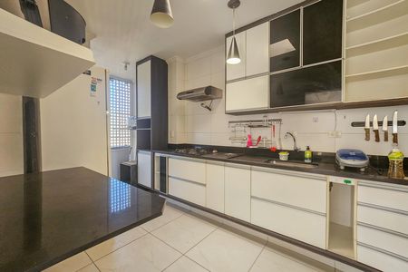 Apartamento para alugar com 180m², 3 quartos e 1 vaga