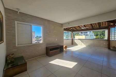 Apartamento para alugar com 180m², 3 quartos e 1 vaga