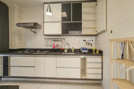 Apartamento para alugar com 180m², 3 quartos e 1 vaga