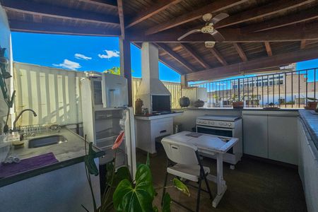 Apartamento para alugar com 180m², 3 quartos e 1 vaga