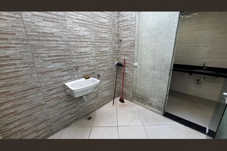 Apartamento para alugar com 37m², 2 quartos e 1 vaga Apartamento para alugar com 37m², 2 quartos e 1 vagaÁrea de Serviço