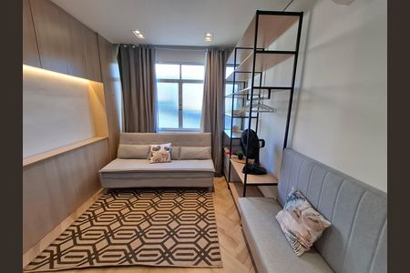 Sala/Cozinha  de apartamento para alugar com 1 quarto, 19m² em Lapa, Rio de Janeiro