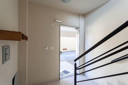 Apartamento à venda com 165m², 4 quartos e 2 vagas Apartamento à venda com 165m², 4 quartos e 2 vagasEntrada