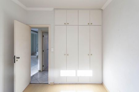 Apartamento à venda com 165m², 4 quartos e 2 vagas Apartamento à venda com 165m², 4 quartos e 2 vagasQuarto 1