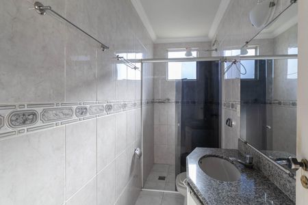 Apartamento à venda com 165m², 4 quartos e 2 vagas Apartamento à venda com 165m², 4 quartos e 2 vagasCobertura - Banheiro social 2
