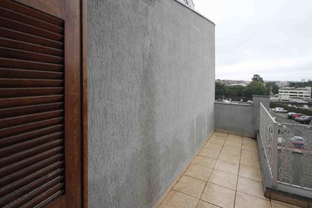 Casa de condomínio à venda com 300m², 4 quartos e 2 vagasVaranda da Suite