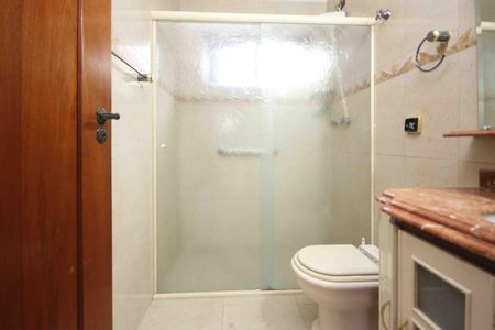 Casa de condomínio à venda com 300m², 4 quartos e 2 vagasBanheiro da Suite 02