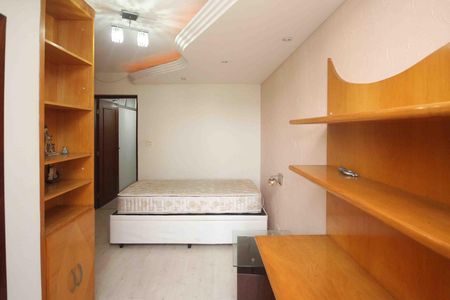Casa de condomínio à venda com 300m², 4 quartos e 2 vagasSuite