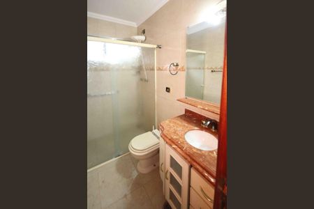 Casa de condomínio à venda com 300m², 4 quartos e 2 vagasBanheiro da Suite 02