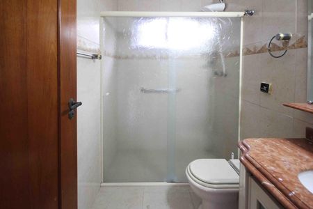 Casa de condomínio à venda com 300m², 4 quartos e 2 vagasBanheiro da Suite 02