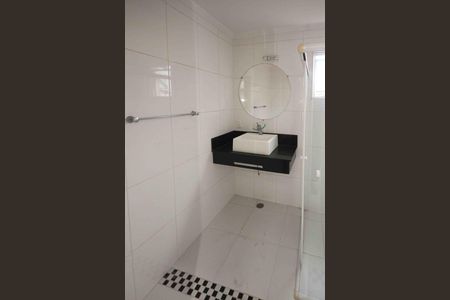 Casa de condomínio à venda com 300m², 4 quartos e 2 vagasBanhero da Suite 03