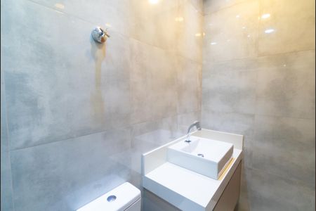 Banheiro da Suíte de casa para alugar com 3 quartos, 320m² em Vila Campestre, São Paulo