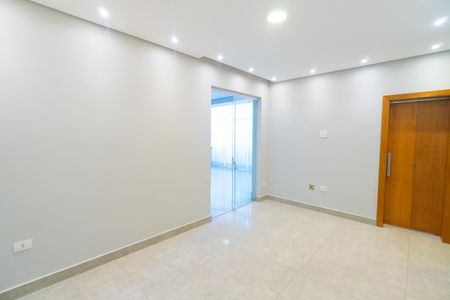 Suite de casa para alugar com 3 quartos, 320m² em Vila Campestre, São Paulo
