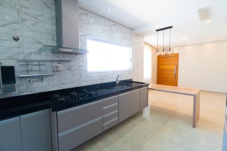 Casa para alugar com 320m², 3 quartos e 1 vaga Casa para alugar com 320m², 3 quartos e 1 vagaSala/Cozinha