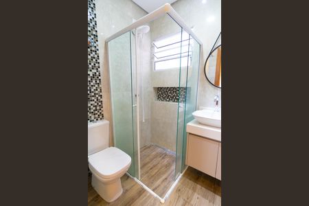 Casa para alugar com 320m², 3 quartos e 1 vaga Casa para alugar com 320m², 3 quartos e 1 vagaBanheiro Social