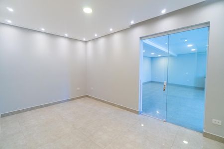 Suite de casa para alugar com 3 quartos, 320m² em Vila Campestre, São Paulo