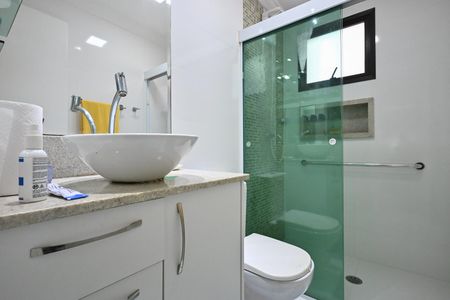 Apartamento para alugar com 120m², 3 quartos e 1 vagaBanheiro