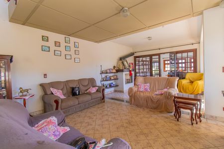 Casa de condomínio para alugar com 270m², 6 quartos e 4 vagas Casa de condomínio para alugar com 270m², 6 quartos e 4 vagasSala